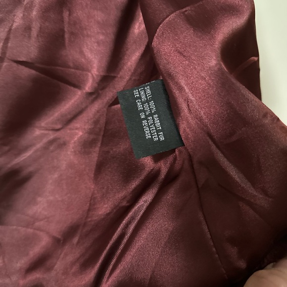 Merlot Fur Vest - Picture 4 of 5